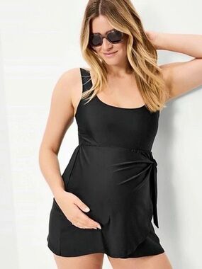 Old Navy Maternity Classic Wrap Swim Dress in Black Medium